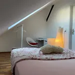 홈스테이 Bequemes Einzelzimmer Im Herzen Von