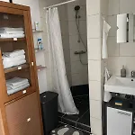홈스테이 Bequemes Einzelzimmer Im Herzen Von 카셀