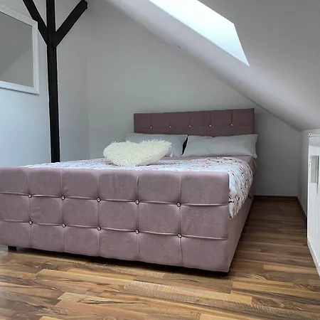 Homestay Bequemes Einzelzimmer Im Herzen Von *