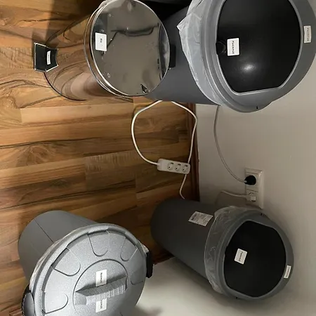 ホームステイ Bequemes Einzelzimmer Im Herzen Von カッセル