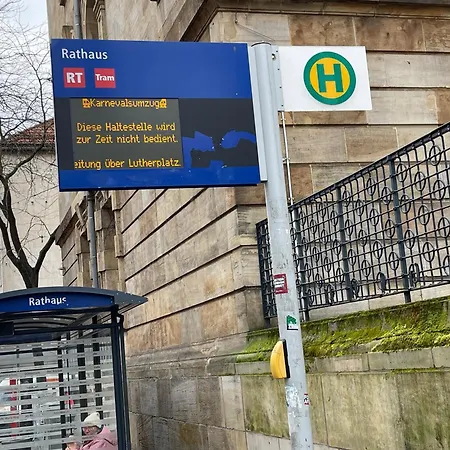 ホームステイ Bequemes Einzelzimmer Im Herzen Von *