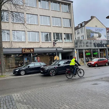 ホームステイ Bequemes Einzelzimmer Im Herzen Von *