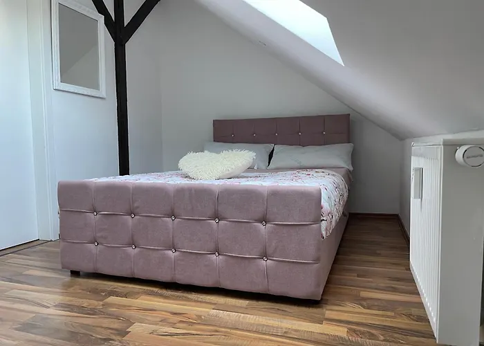 Ubytování v soukromí Bequemes Einzelzimmer Im Herzen Von *